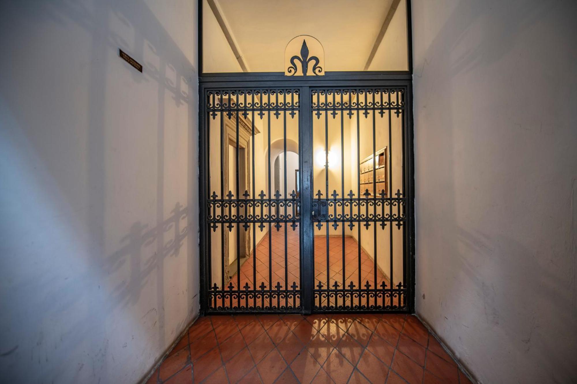 Mamo Florence - Borgo San Jacopo Apartment Exterior photo
